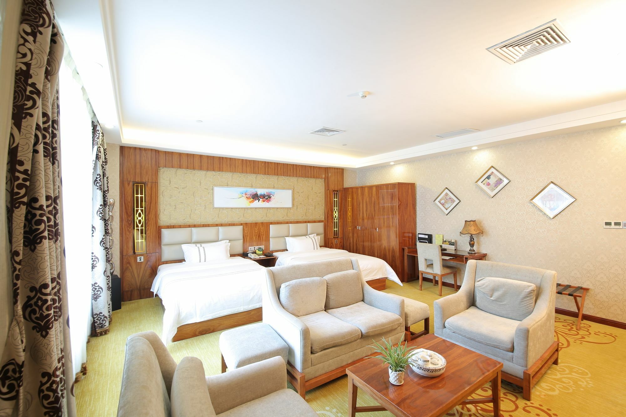 Oubon International Hotel Гуанчжоу Экстерьер фото