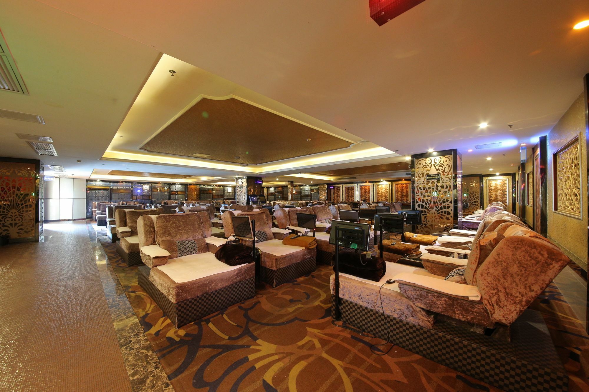 Oubon International Hotel Гуанчжоу Экстерьер фото