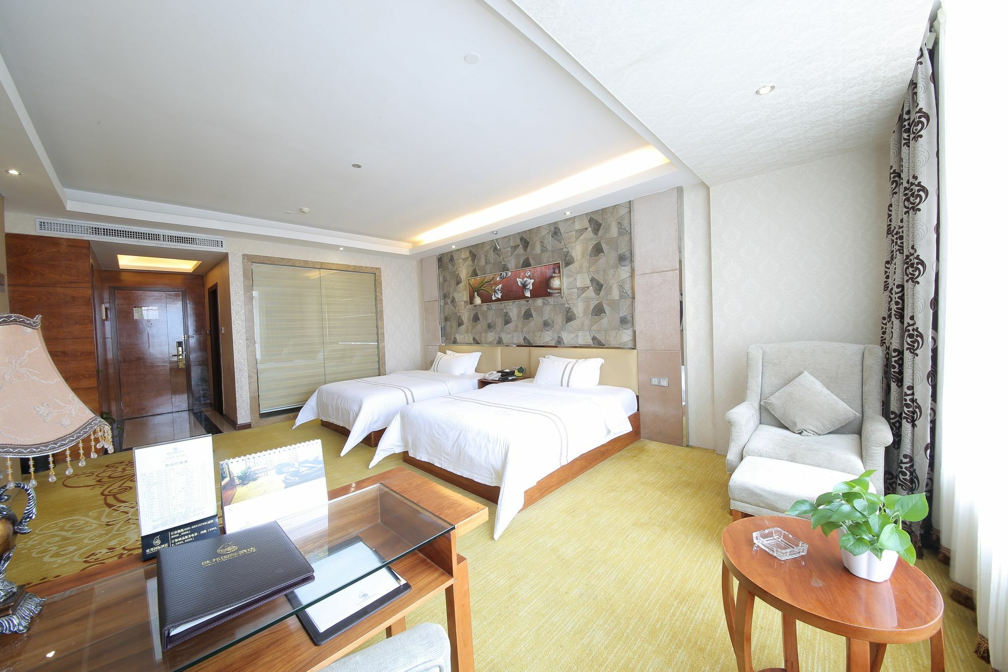 Oubon International Hotel Гуанчжоу Экстерьер фото